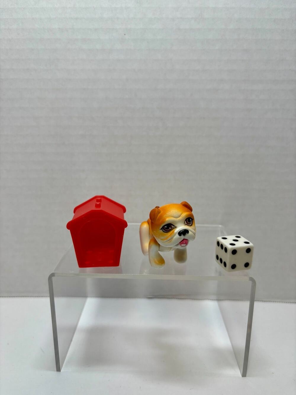 Moxie Girlz Petz Bulldog Dash Figure
